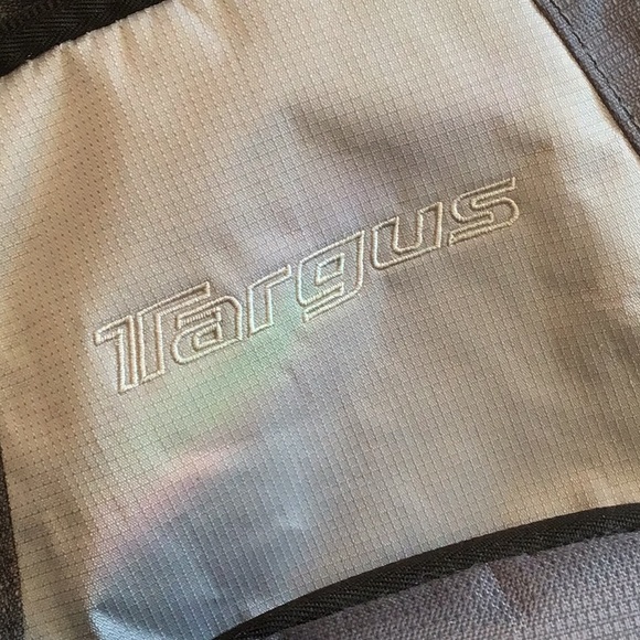 Backpack - Picture 8 of 10